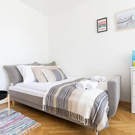 Rent Like - Pawia 36 Warsaw